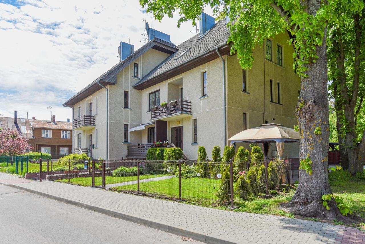 Medziotoju In Old Apartamento Palanga